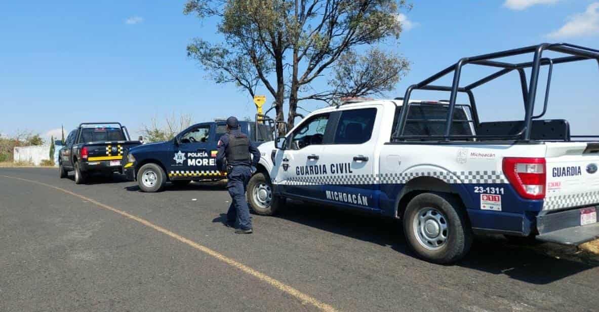 Hallan a hombre ejecutado y embolsado en la carretera Morelia-Chiquimitío 