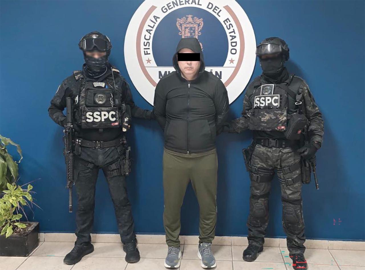 Tras maratónica audiencia, vinculan a proceso a "El Licenciado" y 7 municipales por homicidio de Carlos Manzo