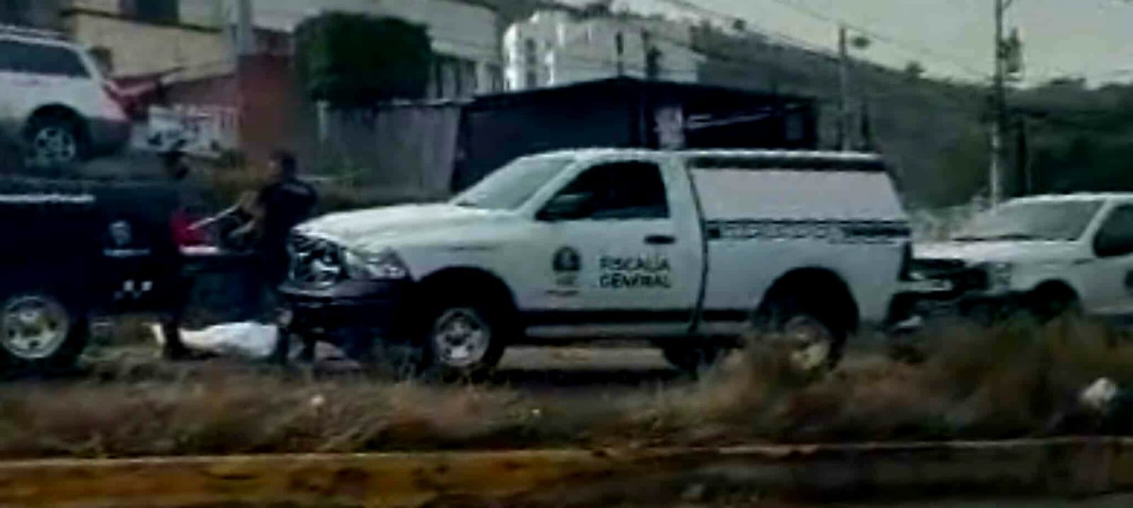 Hombre es hallado mu3rto y con hu3llas de atropellami3nto en la Morelia-Mil Cumbres 