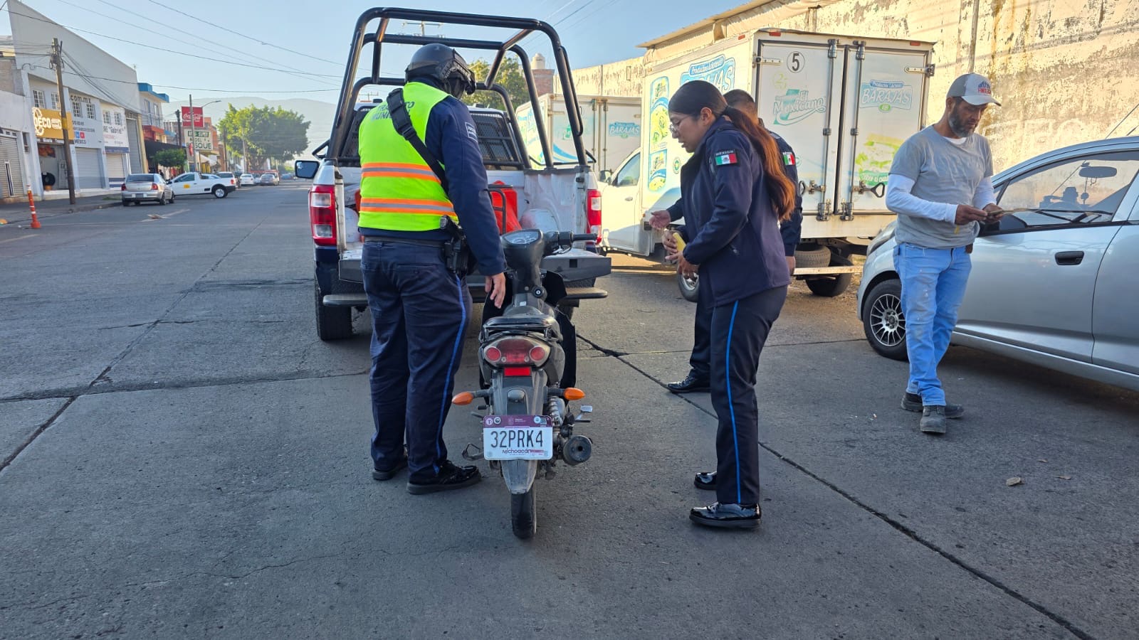 Motociclista resulta herido al se impactado por una camioneta 