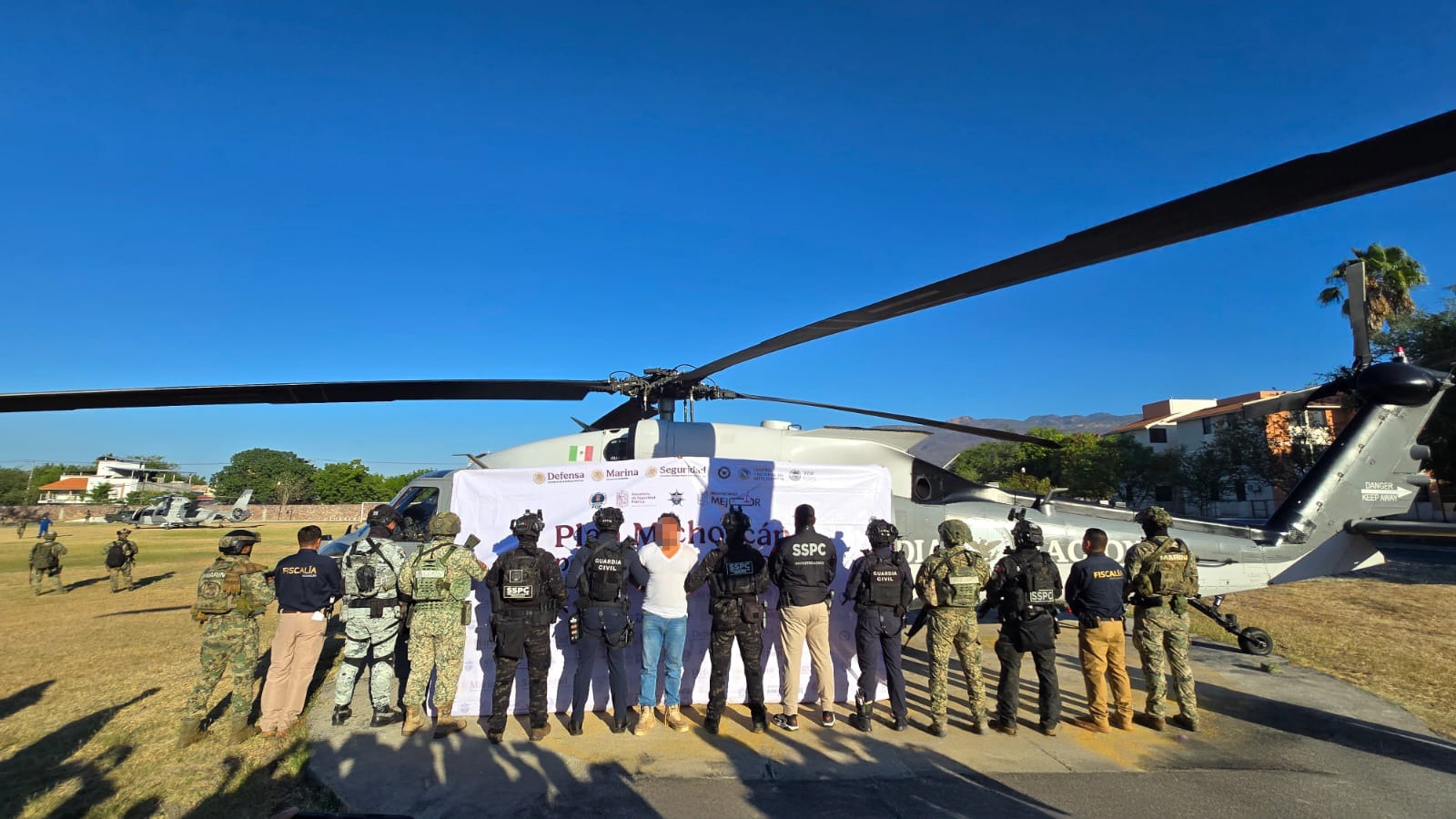 Cumplimenta FGE orden de aprehensión en reclusión contra “El Bótox” por homicidio de líder limonero