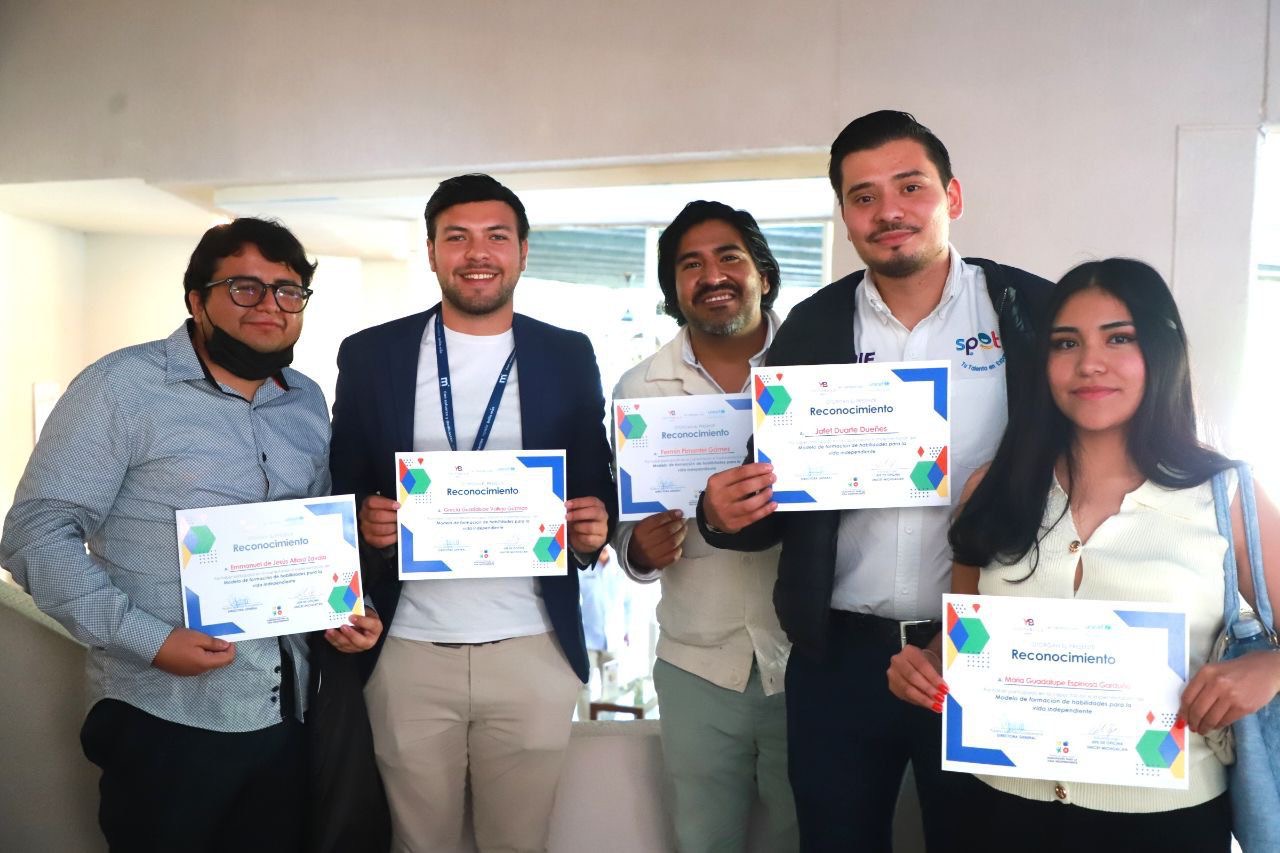 Paola Delgadillo y la UNICEF fortalecen la atención a juventudes de los Centros Spot