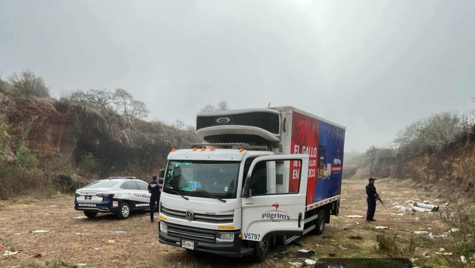 Policías de Quiroga recuperan camión robado 