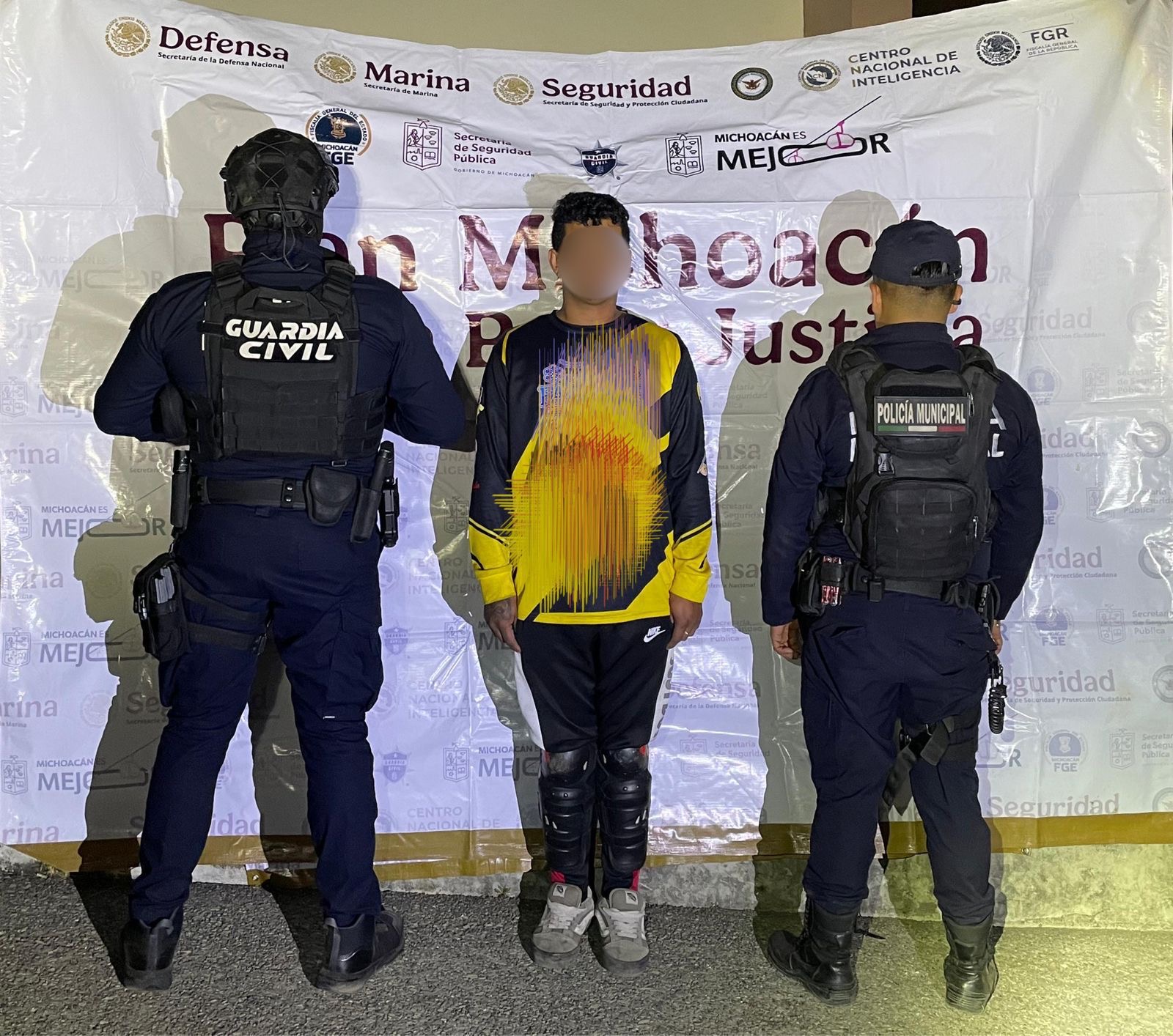 SSP detien3 a hombre en posesión de marihuan4 en Uruapan