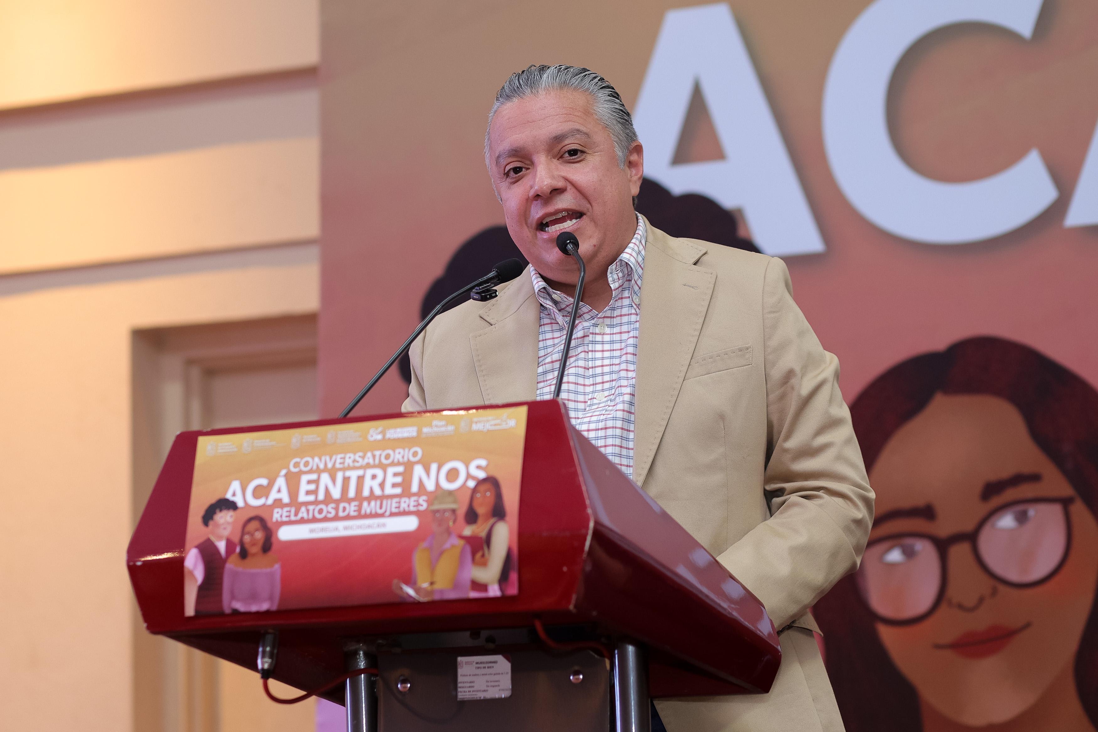 Importante la participación de las mujeres en la vida pública del estado: Luis Navarro