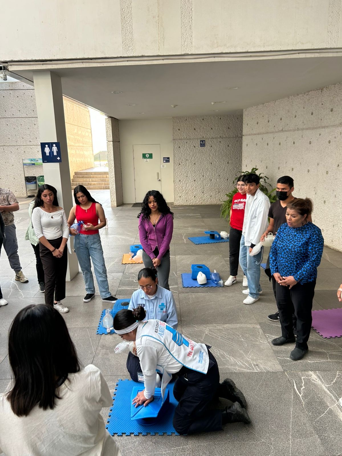 UMSNH capacita en Primeros Auxilios a entrenadores, docentes y deportistas nicolaitas