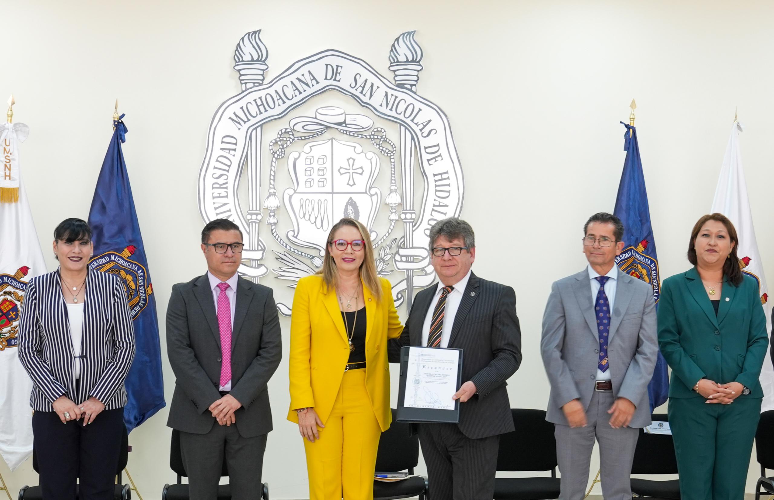 No vamos a dar marcha atrás a la autonomía universitaria porque representa la libertad que tiene la UMSNH, señala Yarabí Ávila
