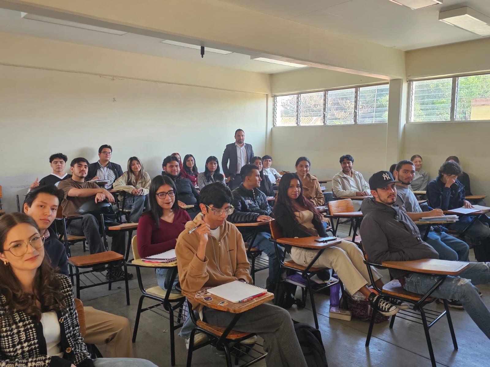 La rectora Yarabí Ávila González dio la bienvenida a la comunidad estudiantil, docente y administrativa