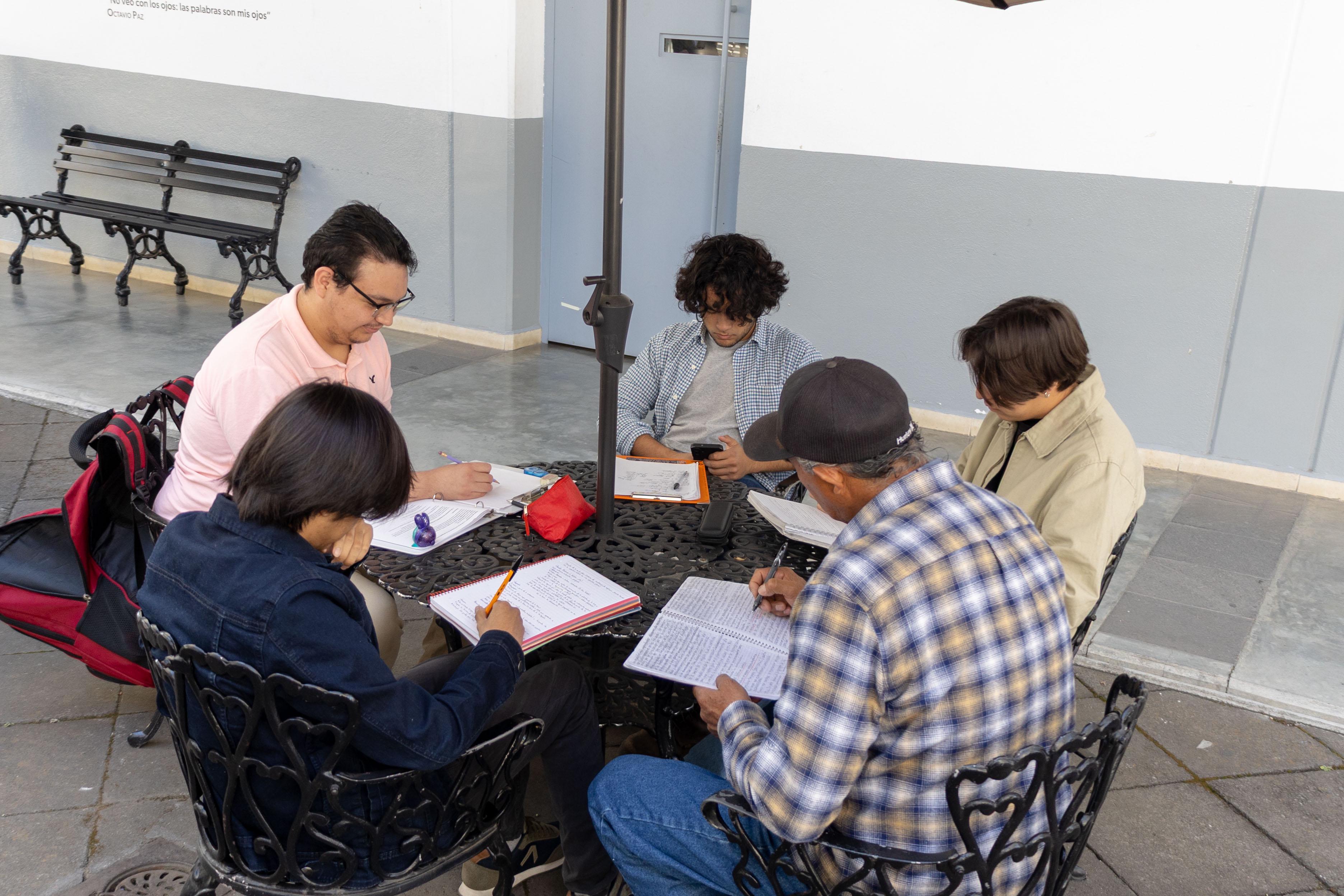 Te interesa descifrar los hechos que han moldeado nuestro mundo