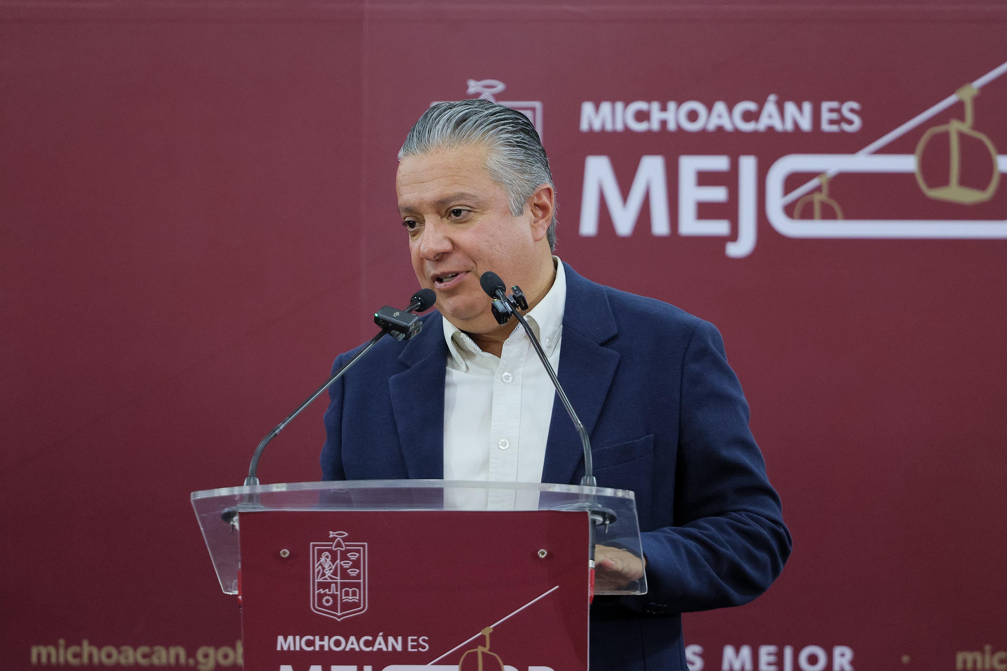 El 70 por ciento de la población paga el refrendo vehicular en línea: Luis Navarro